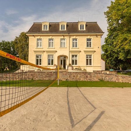Familienhotel Schloss Leizen Bioverpflegung Buitenkant foto