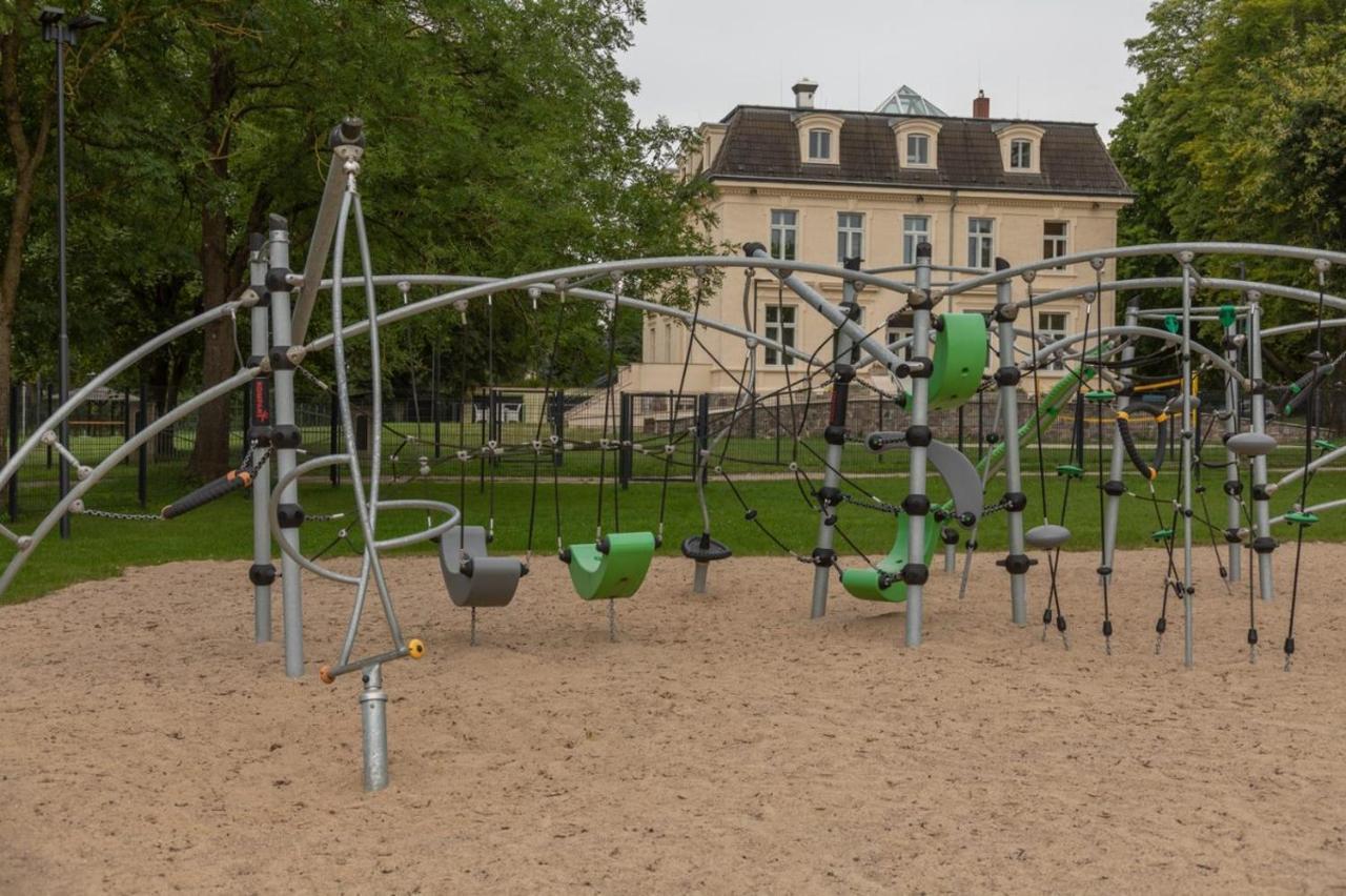 Familienhotel Schloss Leizen Bioverpflegung Buitenkant foto