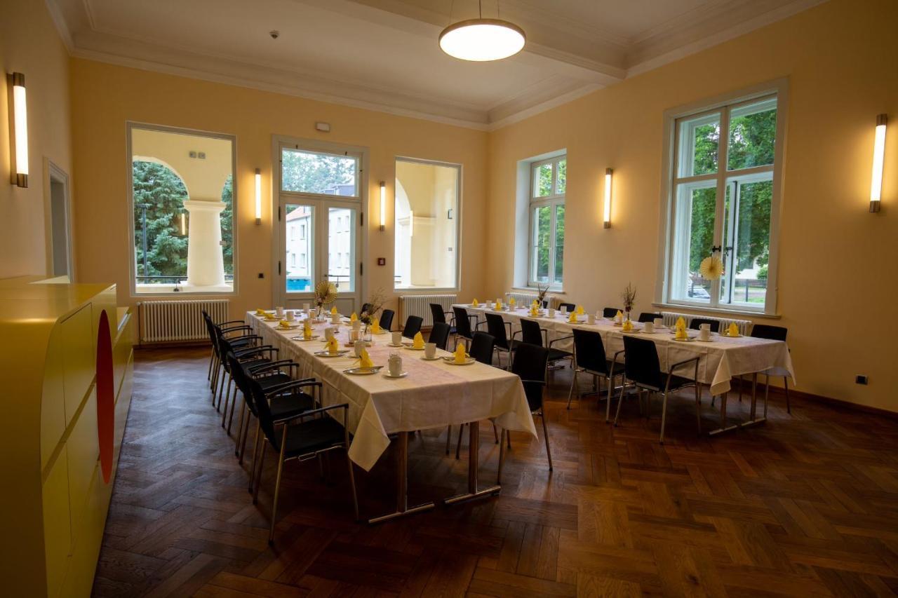 Familienhotel Schloss Leizen Bioverpflegung Buitenkant foto