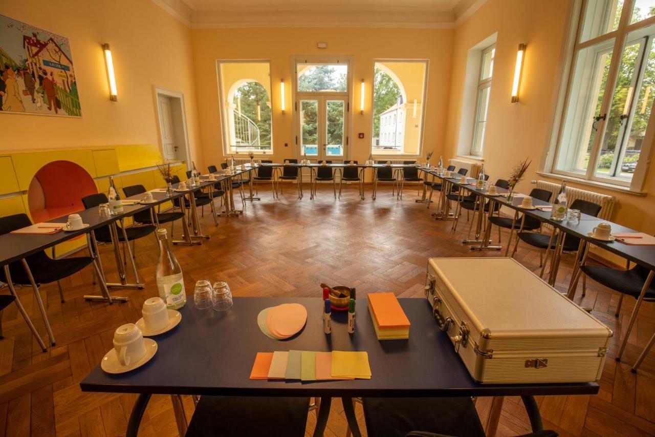 Familienhotel Schloss Leizen Bioverpflegung Buitenkant foto